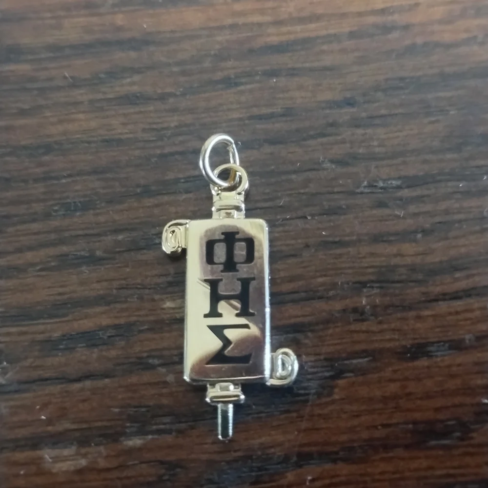 Gold Greek‎ Letter Pendant